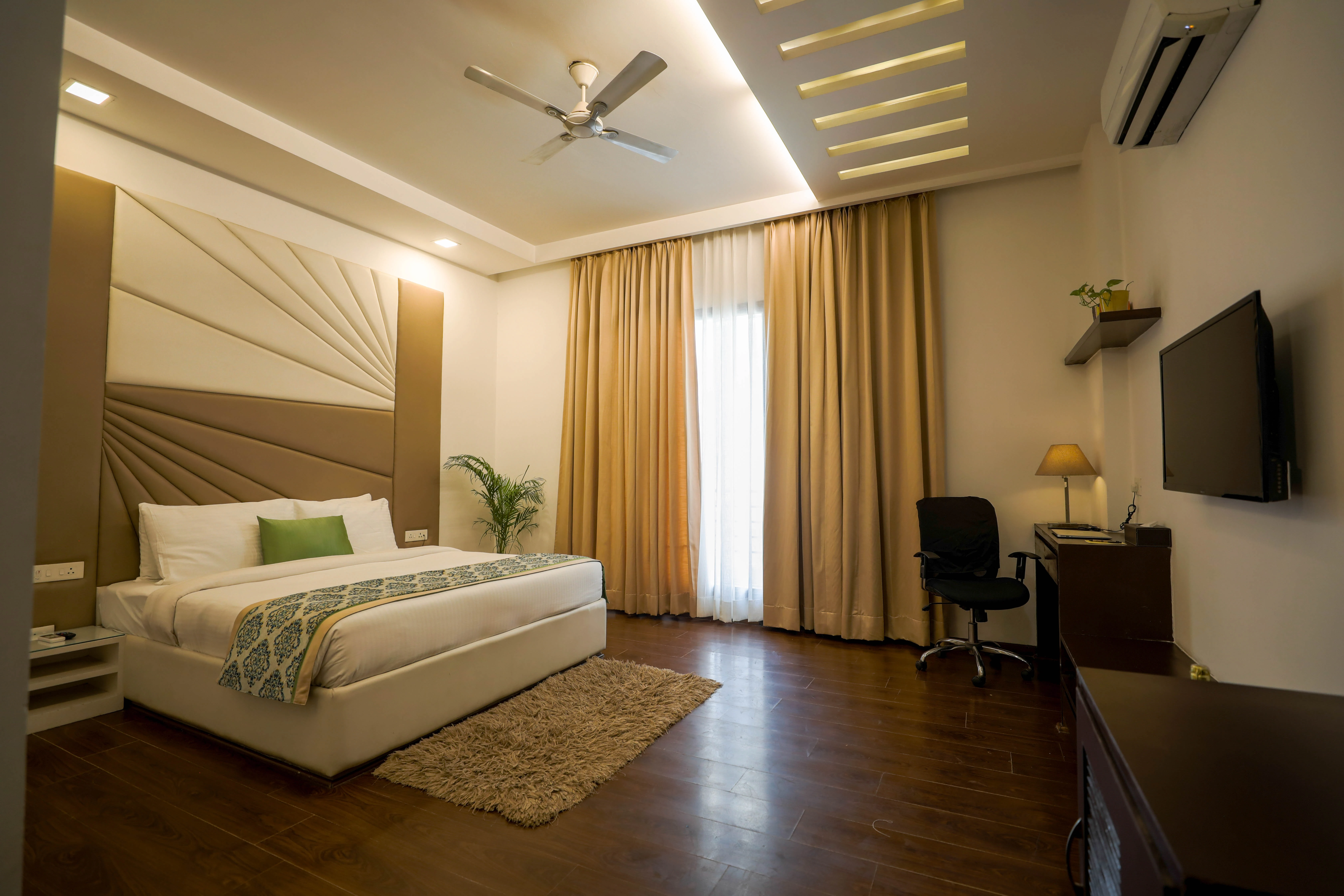 Vivid Hotel, Gurugram